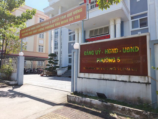Trụ sở UBND phường 5, thành phố Cà Mau.