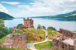 Du lịch - Hồ nào nổi tiếng với truyền thuyết về quái vật Nessie?