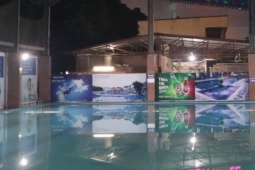 Tin tức trong ngày - Tin tức 24h qua: Thầy giáo mải dùng điện thoại, học sinh tử vong dưới bể bơi vẫn không biết