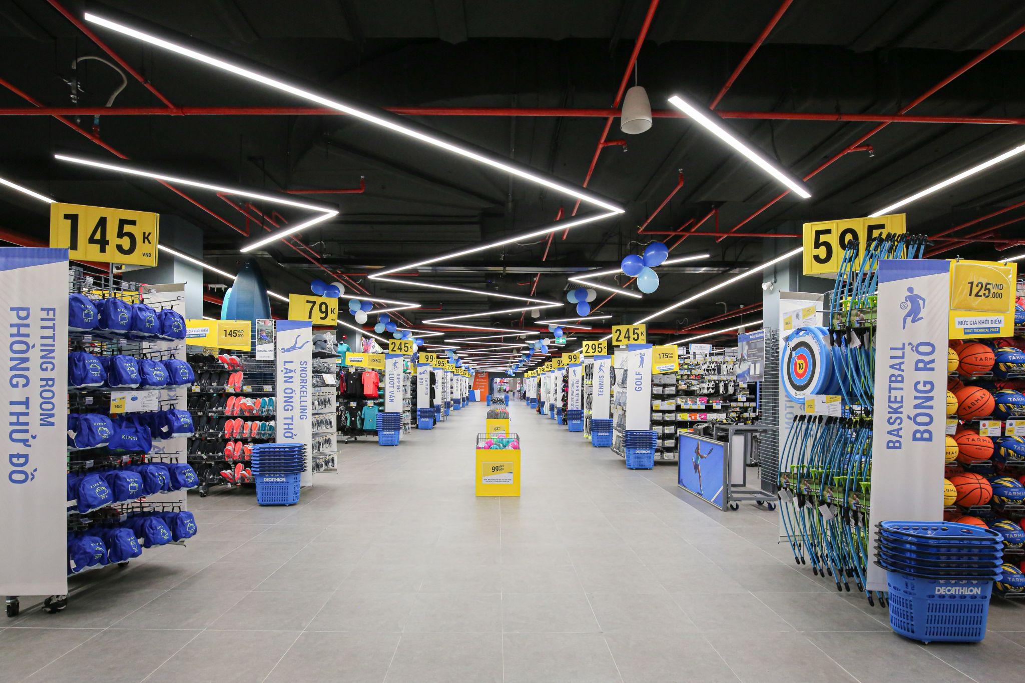 Các cửa hàng Decathlon có diện tích 1.500 đến 3.000 m²