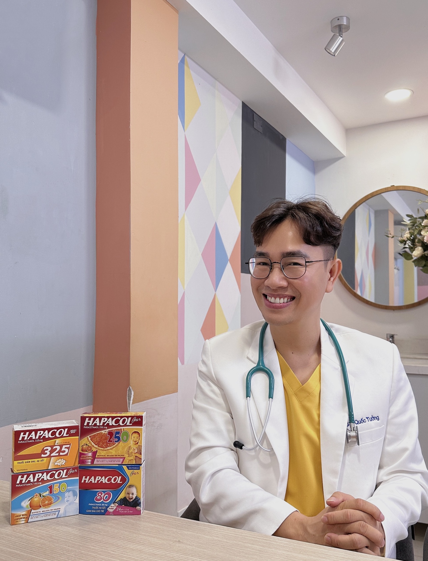 20 năm Hapacol đồng hành cùng y bác sĩ chăm sóc sức khoẻ người Việt - 4