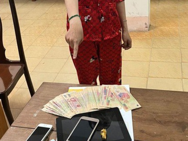 Pháp luật - Lấy vàng, tiền trong nhà mang gửi rồi báo tin bị trộm