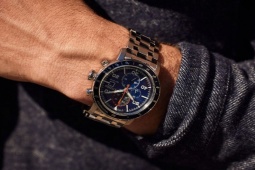 Đàn ông - 6 lý do tuyệt vời để sở hữu một chiếc đồng hồ truyền thống vào năm 2023