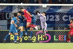 Bóng đá - U23 Indonesia tung "tuyệt chiêu" ném biên như đá phạt, U23 Thái Lan ôm hận