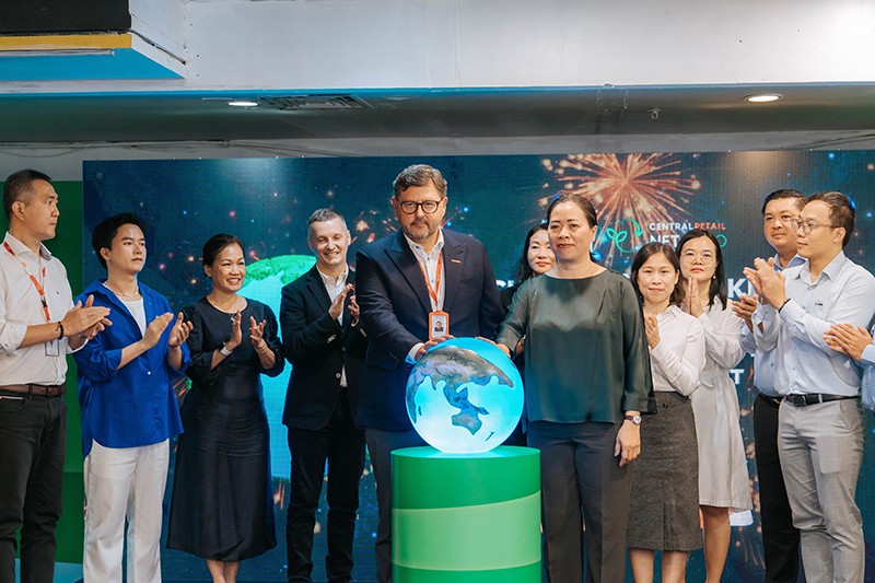 Unilever Việt Nam hợp tác cùng Central Retail cụ thể hóa mô hình phân loại rác thải nhựa tại nguồn - 1