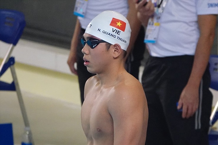 Nguyễn Quang Thuấn thi đấu nổi bật với 3 HCV và 1 kỷ lục