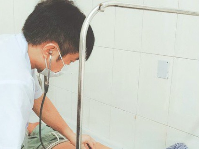 Sức khỏe đời sống - 8 người ở Hà Tĩnh bị ngộ độc sau khi ăn tiết canh