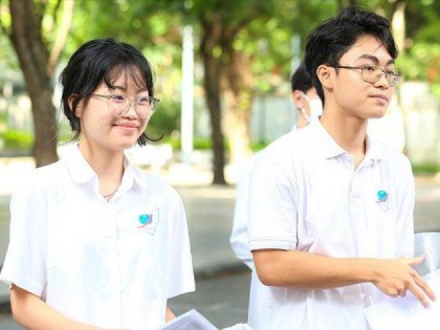 Giáo dục - du học - Điểm chuẩn vào đại học 2023 tăng vọt: Chia tay nguyện vọng 1, cứ bình tĩnh vì còn nhiều "cửa sáng"