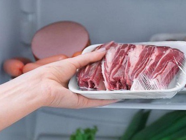 Ẩm thực - 4 bệnh nguy hiểm rình rập nếu dùng tủ lạnh sai cách, chú ý nhất 2 vị trí này có thể trở thành "ổ vi khuẩn" gây bệnh