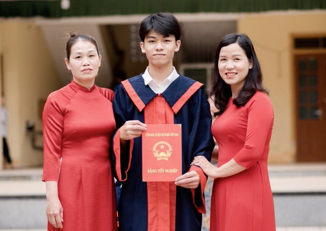 Nam sinh trường làng trúng tuyển ngành học có điểm chuẩn cao nhất Đại học Bách khoa Hà Nội - 3