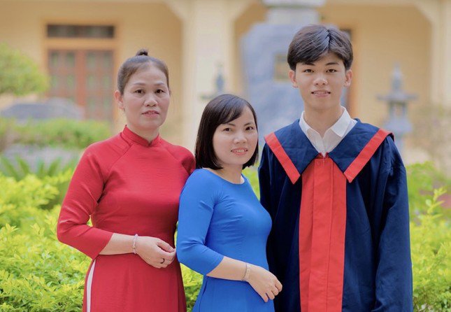 Nam sinh trường làng trúng tuyển ngành học có điểm chuẩn cao nhất Đại học Bách khoa Hà Nội - 4