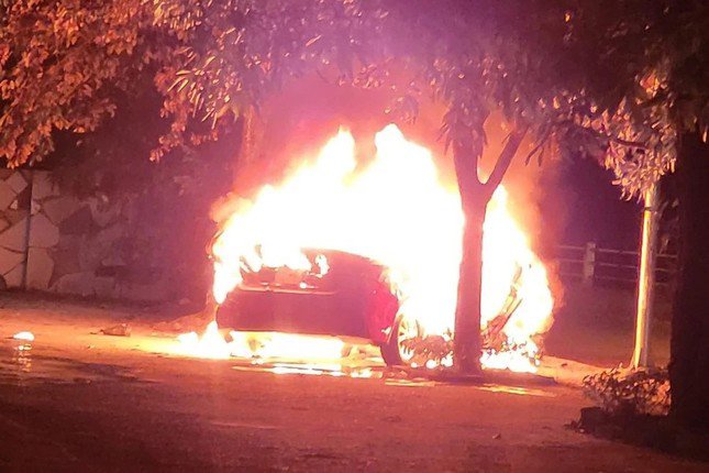 Chiếc xe ô tô bị Cường đốt cháy trong đêm