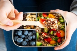 Media - [Podcast] 6 thực phẩm "vàng" giúp kéo dài tuổi thọ