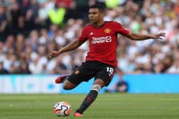 Bóng đá - Hàng tiền vệ MU “lạc nhịp”: Casemiro bây giờ cũng là điểm yếu