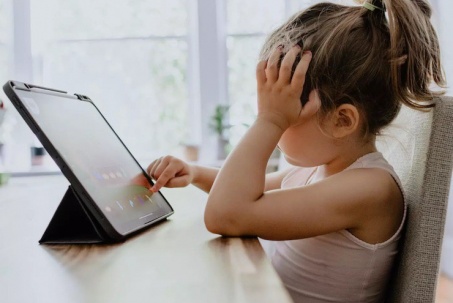 6 lời khuyên bảo vệ con trẻ thời Internet "siêu kết nối"