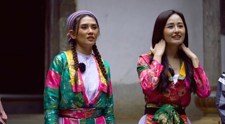 Mai Phương Thúy gây tò mò với loạt ảnh cùng hội bạn thân bằng tuổi - 2