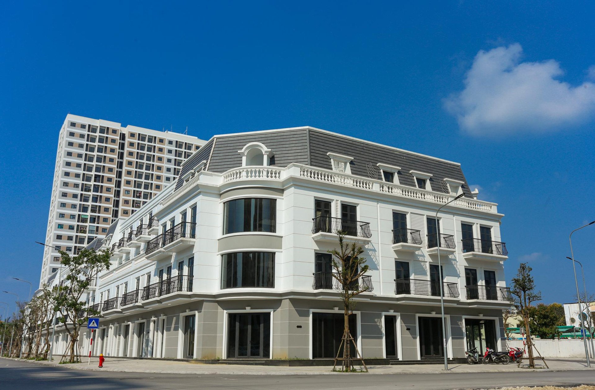 Nhà phố thương mại thuộc Vincom Shophouse Diamond Legacy với số lượng khan hiếm sẵn sàng bàn giao ngay