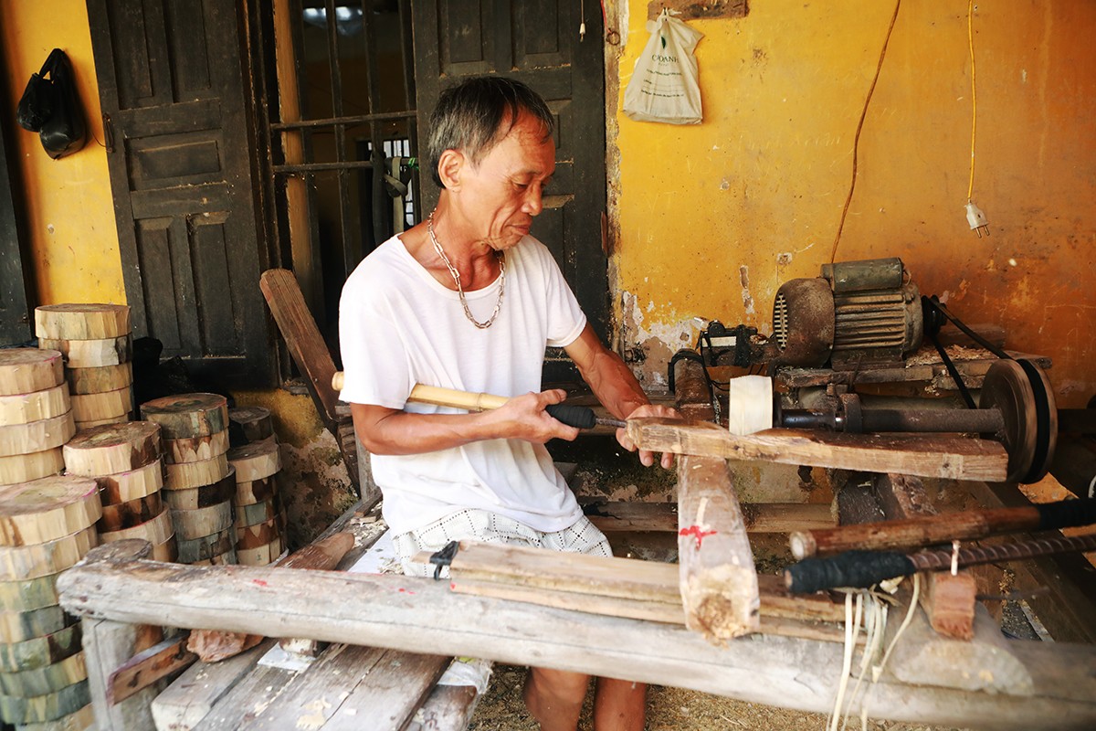 “Đột nhập” làng nghề sản xuất đồ chơi Trung thu từ thời “ông bà anh” - 14