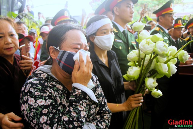 Xúc động hình ảnh tiễn biệt Phó Thủ tướng Lê Văn Thành về đất mẹ - 23