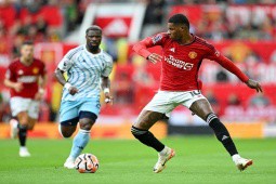 Video bóng đá MU - Nottingham Forest: 4 phút 2 bàn, cách biệt mong manh (Ngoại hạng Anh)
