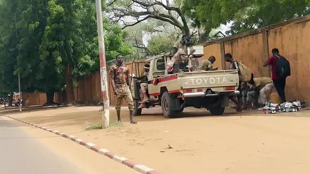 Quân đội Niger được đặt trong tình trạng báo động cao nhất - 1