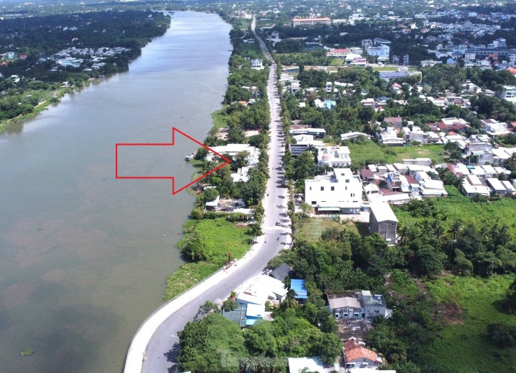 Hành lang ven sông Sài Gòn được quy hoạch là trục cảnh quan quan trọng của TP.Thuận An (Bình Dương). TP.Thuận An dự kiến cần hơn 6.000 tỷ đồng để thực hiện Dự án cải tạo, nâng cấp tuyến đường ven sông Sài Gòn.
