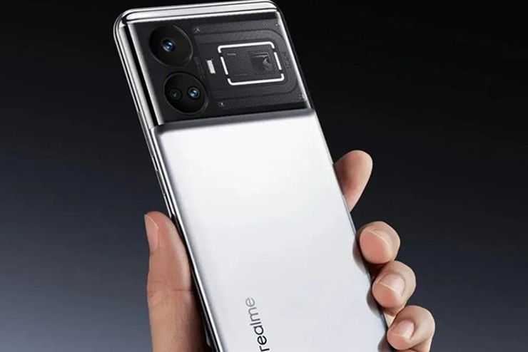 Realme GT 5 đang rất được chờ đợi.