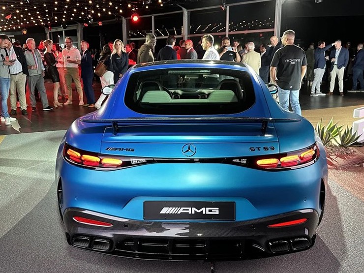 Mercedes-AMG GT phiên bản nâng cấp lộ diện - 4