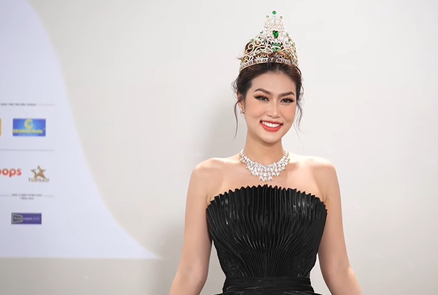 Đoàn Thiên Ân đội vương miện đọ dáng cùng dàn Hoa hậu, Á hậu ở chung kết Miss Grand Vietnam 2023 - 3