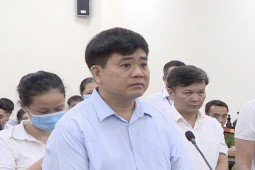 Vụ ”nâng khống giá cây xanh”: Tự bào chữa, ông Nguyễn Đức Chung nói gì?