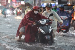 Tin tức trong ngày - Thời tiết đầu tuần: Miền Bắc mưa to, miền Trung nắng nóng giảm dần