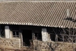 Bạn trẻ - Cuộc sống - Tháng cô hồn lướt mạng, phát hiện nhà mình biến thành "nhà ma nổi tiếng"