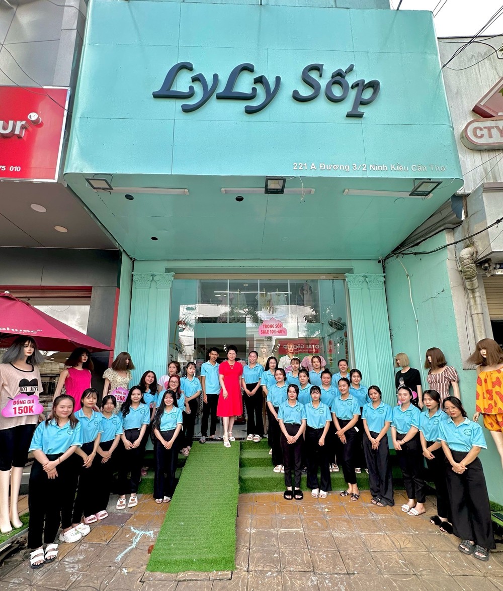 Đội ngũ nhân viên có tầm và có tâm, chỉn chu trong từng sản phẩm