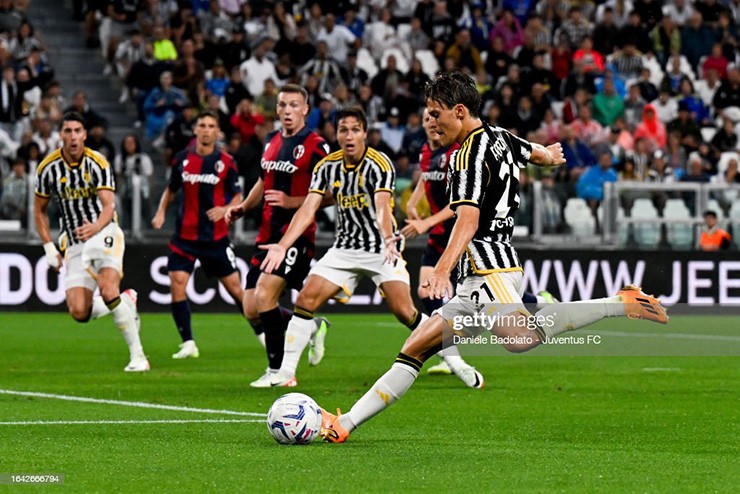 Juventus trải qua trận đấu không hề dễ chịu trước Bologna