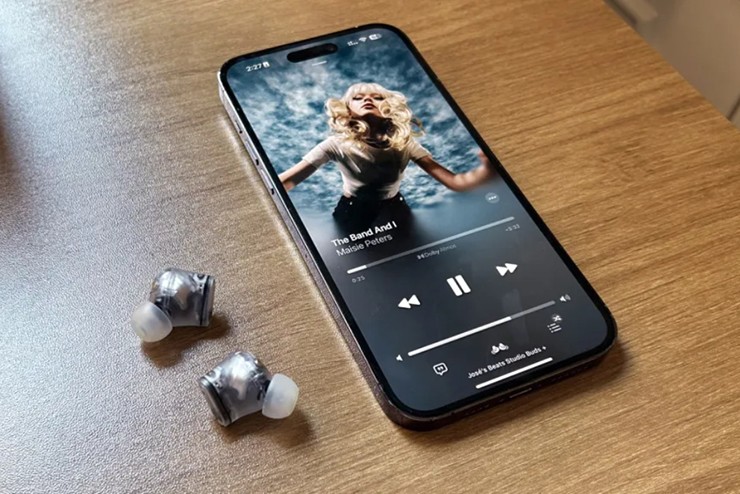 Trước iPhone 14 Pro Max, chưa mẫu Pro Max nào có thể đạt được thành tích này.