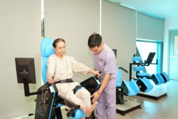 Sức khỏe đời sống - Phục hồi chức năng toàn diện sau đột quỵ - Kết hợp công nghệ AI, kỹ thuật trị liệu hiện đại và y học cổ truyền
