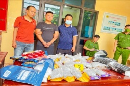 Pháp luật - Tài xế lái Santafe vận chuyển gần 59 kg ma túy giấu trong sữa bột