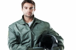 Đàn ông - Bomber là kiểu áo mọi đàn ông đều cần có ít nhất một chiếc