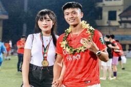 Làm đẹp - Sắc vóc dàn WAGs CLB Công an Hà Nội: bạn gái Đoàn Văn Hậu, vợ Phan Văn Đức đẹp nổi bật