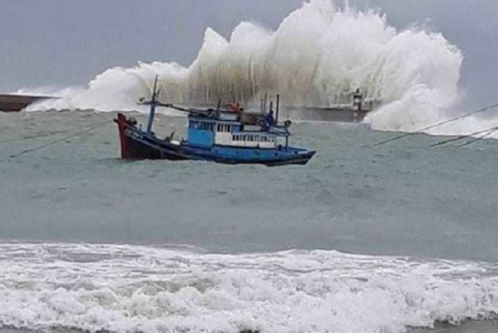 Bão Sao La đang tiệm cận mức siêu bão, khả năng đi vào Biển Đông dịp 2/9