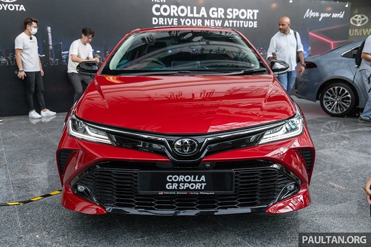 Toyota Corolla Altis 2023 ra mắt, thêm bản GR Sport, đợi ngày về Việt Nam - 4