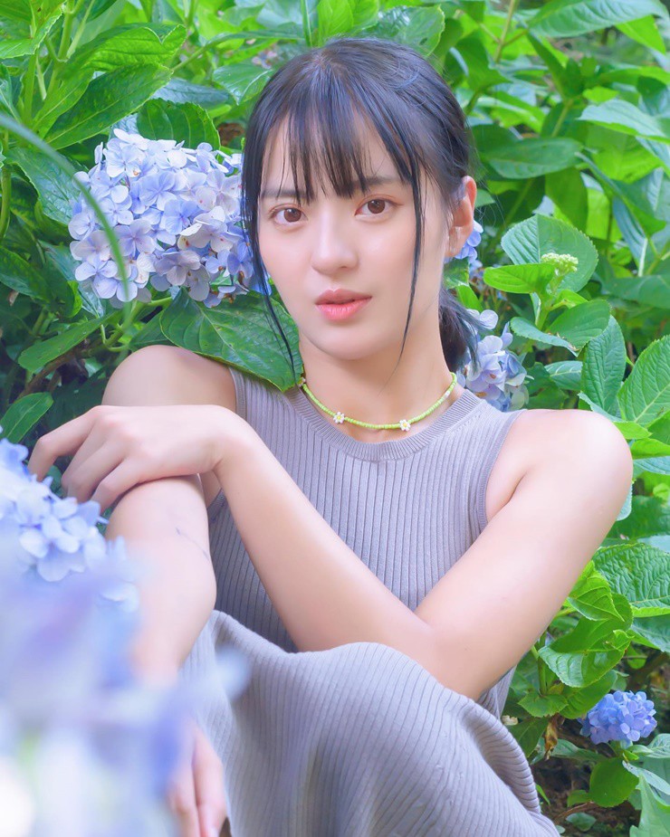 "Nữ thần đội cổ vũ" tiết lộ quy tắc cấm kỵ đối với giới cầu thủ - 3