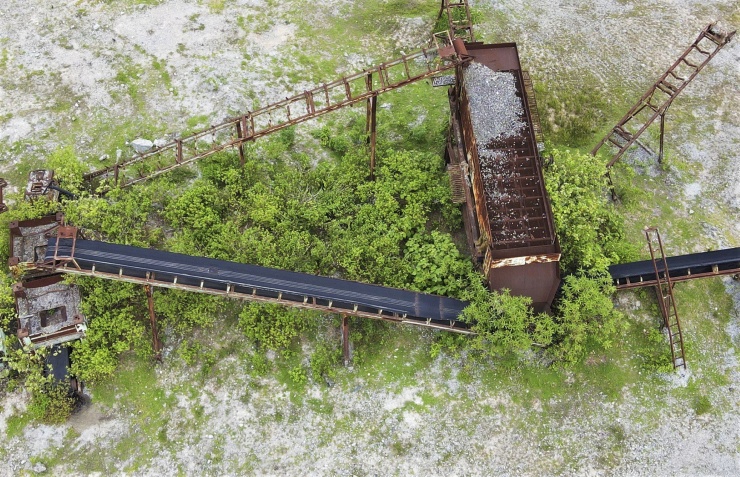 "Bẫy" chênh vênh tại những mỏ đá ngừng khai thác ở Hà Tĩnh - 7