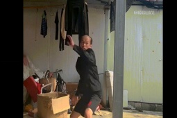 Clip hài hước - "Cao thủ võ lâm" phiên bản siêu "pha-ke"