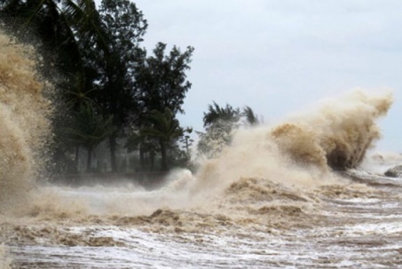 Siêu bão Sao La chính thức đi vào Biển Đông, trở thành bão số 3 năm 2023