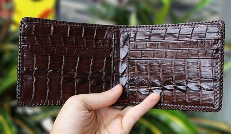 Hoàng Long - Xưởng da cá sấu chuyên nghiệp và uy tín - 2