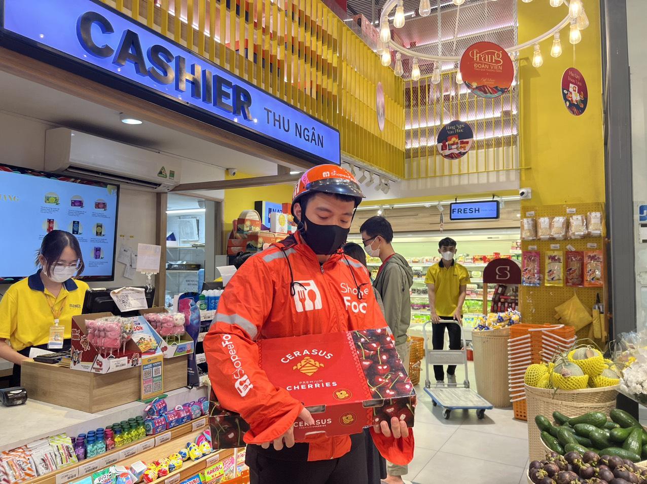 Các món bán chạy nhất của Farmers Marker trên ShopeeFood là nhóm Trái Cây Nhập Khẩu