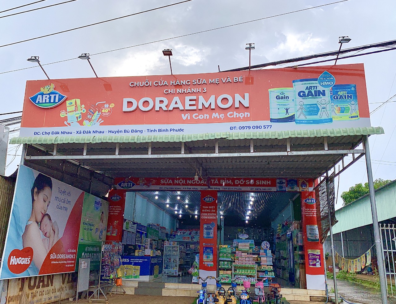 Chuỗi cửa hàng mẹ và bé Doraemon - Đồng hành cùng cha mẹ trong hành trình lớn lên của con - 1