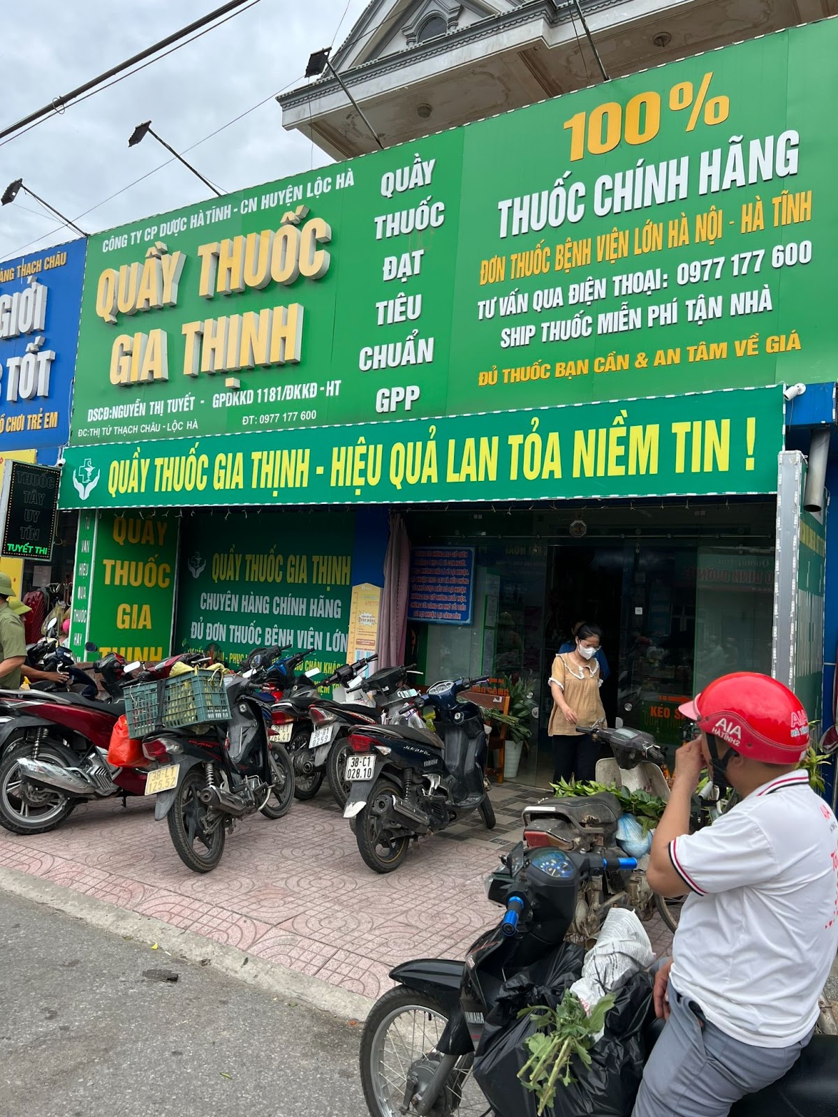 Quầy thuốc luôn nhận được sự ủng hộ của người dân tại huyện Thạch Châu.