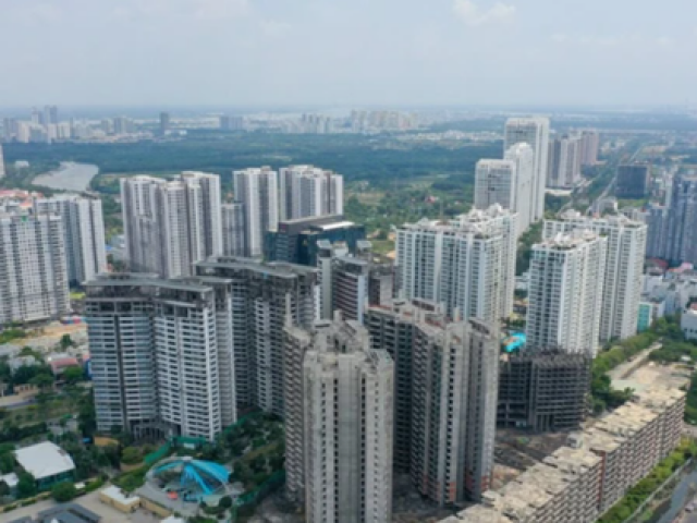 Kinh doanh - Thị trường đóng băng, doanh nghiệp BĐS vẫn thi nhau báo lãi khủng